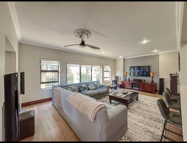3 BEDROOM PROPERTY TO RENT IN MIDSTREAM ESTATE